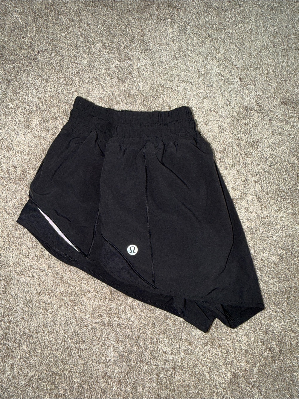 Lululemon Hotty Hot Shorts Black size 6